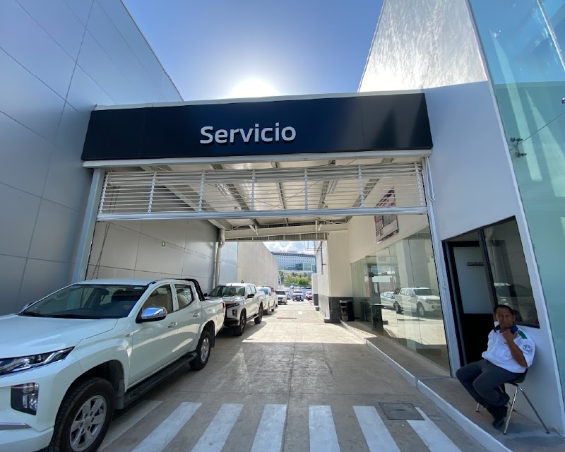 MITSUBISHI CANCÚN